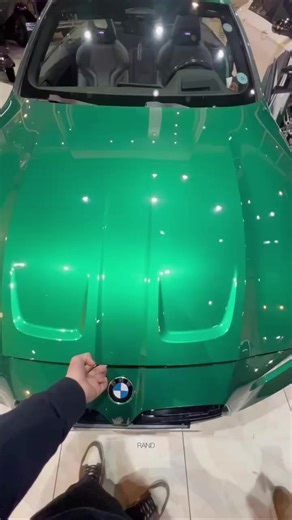 Active BMW M4 Engine Sounds