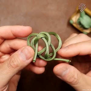 62K views · 705 reactions | Coolest Baby Yoda Paracord Keychain | The Weavers of Eternity Paracord | Facebook