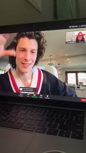 Shawn Mendes talking with fans via zoom about his documentary "Shawn Mendes: In Wonder"