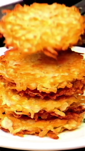 Hanukkah Latke Making Tutorial, Cooking Latkes, Who's Hungry?!