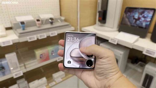 Xiaomi MIX Flip 2 Unboxing & Hands-on - Everything Got Better Except For The Same Design