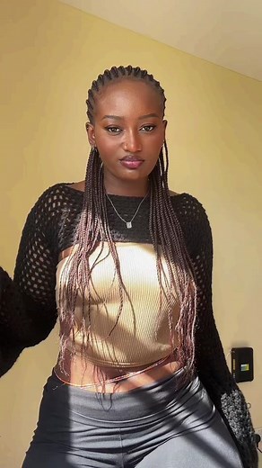 Sami🕷️ (@_sami.c)’s videos with BUBBLY BUBBLY By MAANDY KABAYA - Maandy Kabaya