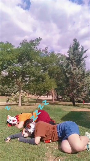 Two animals sleeping #alienkin #otherkin #therian