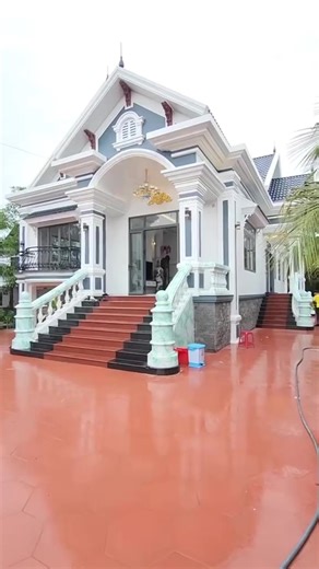 Nhà Mái Thái 2026: Thiết Kế Tối Giản và Sang Trọng