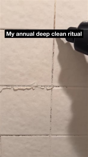 Every spring I do this 👇 A quick refresh on all the spots that collect mould over winter — the shower, the grout, the washing machine seal. I just apply GLASSGUARD’s Miracle Mould Removal Gel, leave it for a bit, then wipe it clean. No scrubbing. No spraying messy bleach. No fuss. ✨ Fresh start for a fresh season. 👉 Get yours → glassguard.co.nz/products/miracle-mould | GLASSGUARD