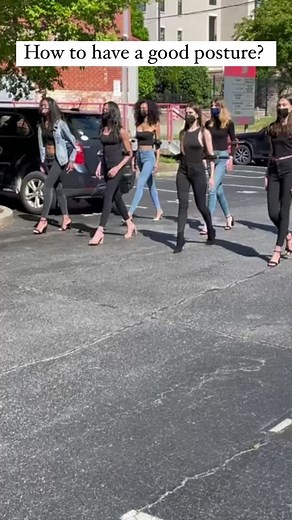 How to improve your posture! For more information click link in bio or send a DM! Love to hear from you. #runwaycoach #modelcoach #walkingcoach