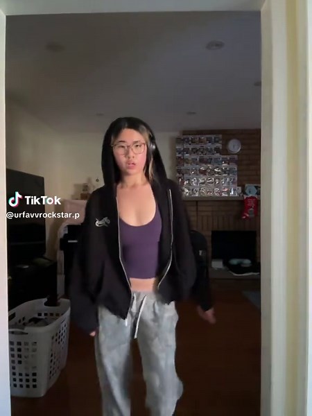 post gym tt 😋#tiktokdance #dancestolearn #throwitinacircle #dancechallege #fyp