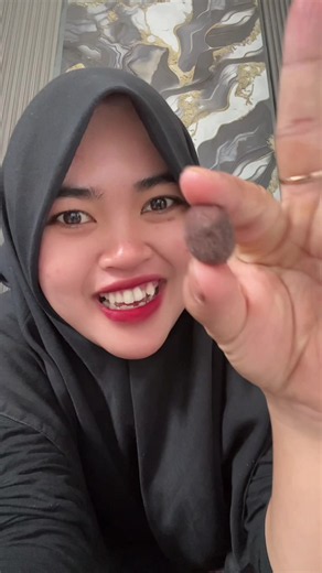 Ssssttt anak kecil gak bole coba