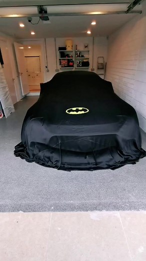 Custom Batman-Themed Mercedes AMG GTR Car Conversion | Batman Fan