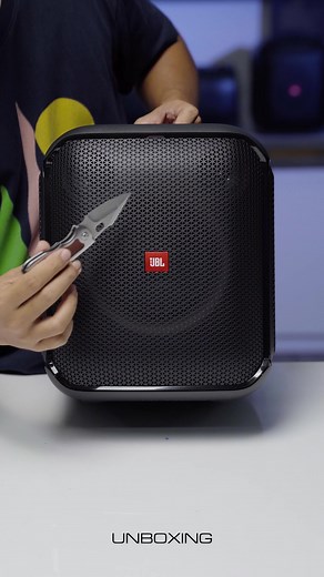 JBL PartyBox Encore Essential Unboxing Experience