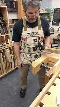 “Dovetail Saw-ing Lessons”, part 1, tools, wood and stance. #woodworking #dovetails