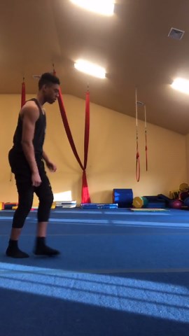 How Long Can I Hold This Handstand?