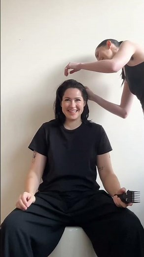 Beautiful lady self headshave home