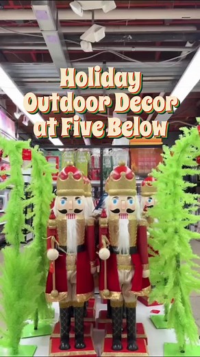more decor less dough = happy holiday szn 🎄 #fivebelow #fivebelowfinds #christmasdecor #decorinspo