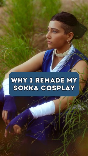 Noor ✨ on Instagram: "You know what, I made less cosplays this year but I think the stuff I did make jumped WAYYYY up in quality. Sokka is a great example of that, because so much of the work is subtle on a cosplay this “simple.” My old Sokka cosplay had a foam necklace, and it also fit me a bit differently than his tunic actually does in the show. This new 2025 cosplay, meanwhile, has: — an actual beaded necklace - fully finished inside seams - “Whalebone” earrings cuz I think they look cool - 