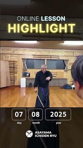 Shift Your Right Hand to the Center (11th Seitei Iai Kata Sōgiri)