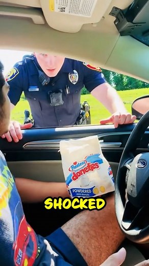 194K views · 1K reactions | Police Officer Couldn’t Resist - Hilarious Traffic Stop! #CopHumor #Funny #Police #Donuts #Reels : annistonpolicedept on TT | CopHumor_ | Facebook
