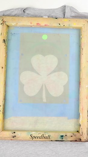 Beginner’s Screen Printing with Vinyl Tutorial | Step by Step Guide