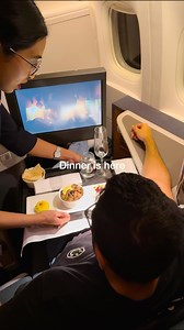 198K views · 3.2K reactions | Light dinner the Qatar Airways way. On...