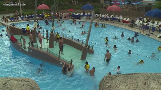 Wet ‘n Wild Emerald Pointe hiring for 600 open positions