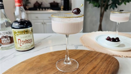 Classic Pink Squirrel Cocktail Recipe