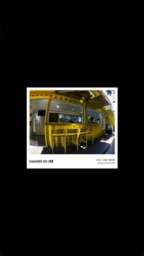 You mean that this gadget can take pictures of Polaroid's texture?