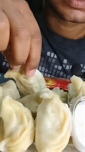 Eating Momos #eatingshow #mukbang
