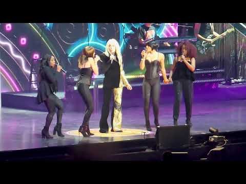 Cher - The Shoop Shoop Song Live @ Madison Square Garden, New York (2019)