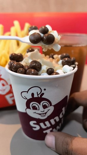 646K views · 4.5K reactions | 襤 The New Jollibee Rocky Road Sundae is...