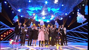 378K views · 10K reactions | Cristina și Camelia, fetele părăsite de mamă într-un centru de plasament, cântă melodia Andrei, "Vis de iarnă", alături de artiști din showbizul românesc | Next Star | Facebook