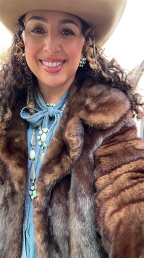 A moment for the Dry Creek!!! 🥰🔥 Both statement cluster necklaces are made by Mexican artist - Gabby. His work is amazing! All Dry Creek pieces are from @Silver Cactus Co The Vintage mink fur is from my favorite thrift shop @Alejandra Mars 😍😍 #fyp #westernfashion #turquoise #jotd #ootd
