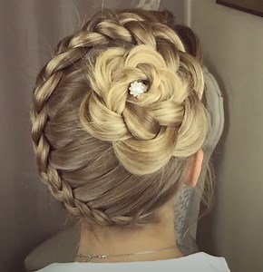 1.3M views · 10K reactions | The Climbing Flower Braid  | Sweethearts Hair | Facebook