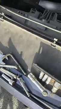 Volvo V60 D3 2.0 EGR replacement guide