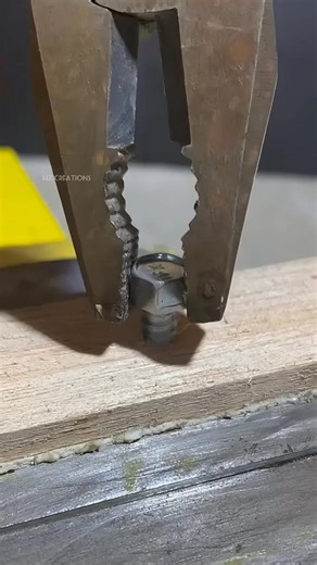 "Easy Money-Making Hacks for Busy People" #woodworking #wood #woodcarving #fb #viralreelsfb | HZ Creations