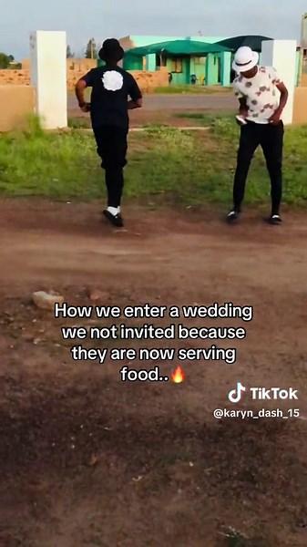 How to Sneak Into a Wedding for Free Food