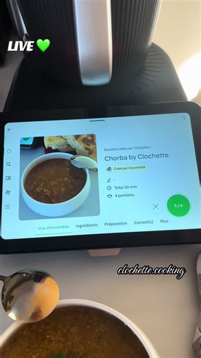 LIVE💚 merci pour votre participation au live et bienvenue aux nouveaux 🥰 Au menu aujourd’hui chorba Frik pain matlouh (recettes de mes créations partagées à mes clients) et sablés à la pâte à tartiner Kinder Bueno. La cuisine devient tellement plus facile avec le Thermomix 👌 Retour du 20x sans frais jusqu’au lundi 23 mars seulement !!! Contacte moi en privé pour plus d’infos ##thermomix##chorbafrik##pain##recette##gouter