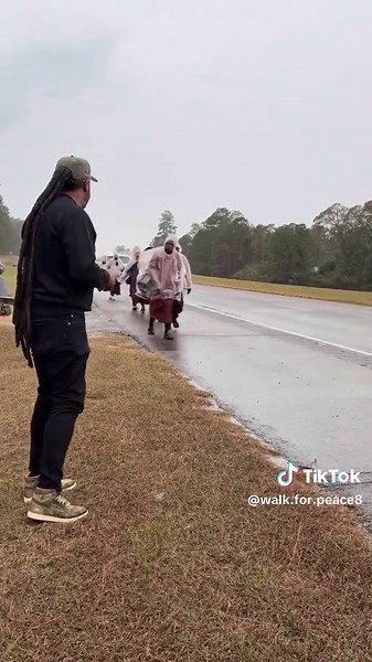 How to Greet the Venerable Monks Respectfully