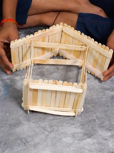 Beautiful Bird feedder with Popsicle sticks #popsicles #birdfeeder #diy #craft | Click For Craft