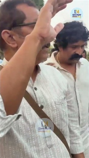 नाना पाटेकर यांच्या अंत्यविधी दर्शनासाठी पोहचले अभिनेता-दिग्दर्शक प्रविणजी तरडे #nanapatekar