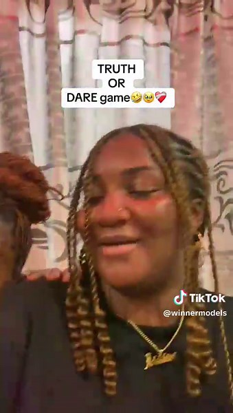 Game night with our Models 😂😂😂. #aspiringmodel #viral #fyp @Buquiblaqq_Glam💄 @SUPPLEMENTS VENDOR🛍 @asthinda 🌹✨