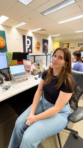 22K views · 12 reactions | Cook mode is just one of the many app features that makes cooking so much easier. Picture this: you’re halfway through a recipe, hands are messy, and you need to look back at the ingredient list. That’s where cook mode, with its live screen option, steps in to save the day. Click the link in our Instagram bio for more info. #getthetasteapp #easydinner #dinnerideas #easybaking #healthyrecipes #easymeals | Taste.com.au | Facebook