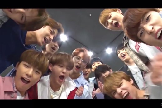 綺麗なお姉さんとセブチの演技再現