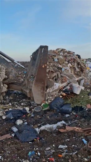 Heavy compactor wheels crushing waste nonstop #shorts #compactor #machines #industrial