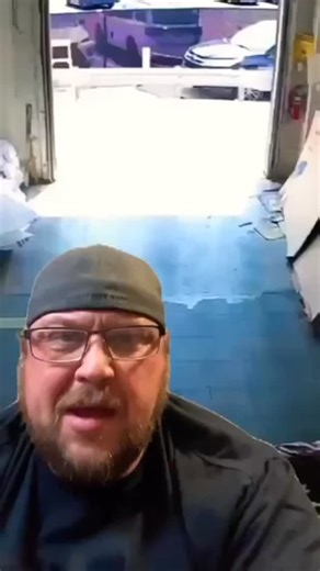 Wes The Forklift Guy on Instagram: "Forklift Fail Analysis Full Throttle"