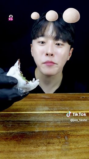 크기별 과일모찌 먹방: 대왕 모찌부터 한입 크기까지