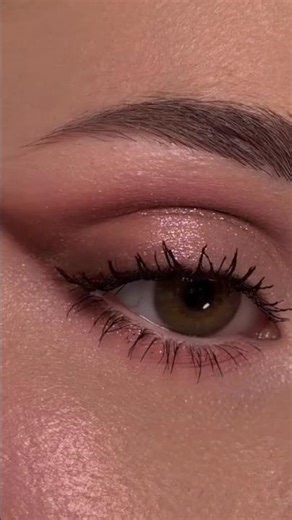 Simple Eye Makeup Tutorial | Easy Everyday Eye Look 💄#softglamlook#shortsviral #shorts