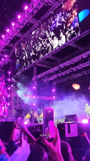 Ek Ladki ko Dekha Toh Aisa Laga l Darshan Raval Sound Of Love Pune Concert l #darshanraval#concert
