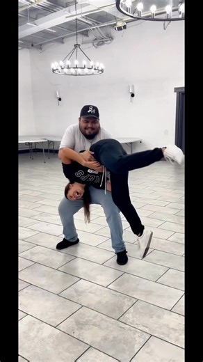 Teaching my students how’s to cartwheel!! #dancelessons #dance #countrydancing #Cnfrios210 #countryswing #country #2step #tipheronback #showheroff #dips #ariels #fypシ #fyp #treding #viral #bar #barcoast #Texas #htx #atx #rgv956 #cowboysdancehallsatx #sanantonio #learnthis #learnthiswithus #bardancers #danceswithus #dancers #askmetodance #makebardancingfunagain #onestep #laredo | Jonathan Rios