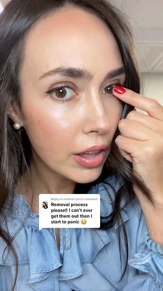 How to Remove Contact Lenses Easily and Safely