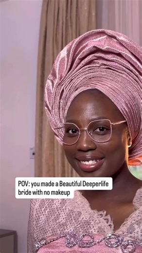 Bride Joanna with the melanin beauty Natural stylish and modest 💙 Bride @seyifunmi_joanna Gele @official_pearlstouch Event planner @beracahevents Dress @liztimfashions Handfan @graceybridals Photography @cutest_photography | Asoebiladies